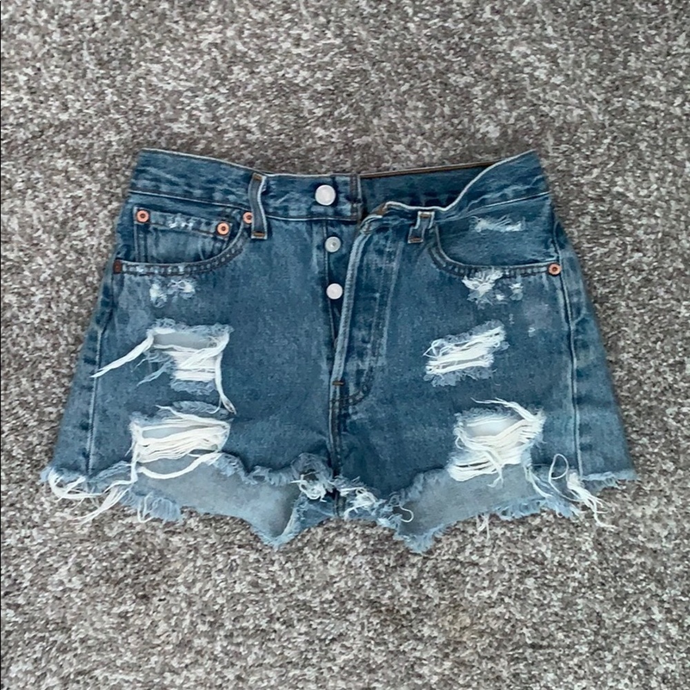 Distressed Levi shorts